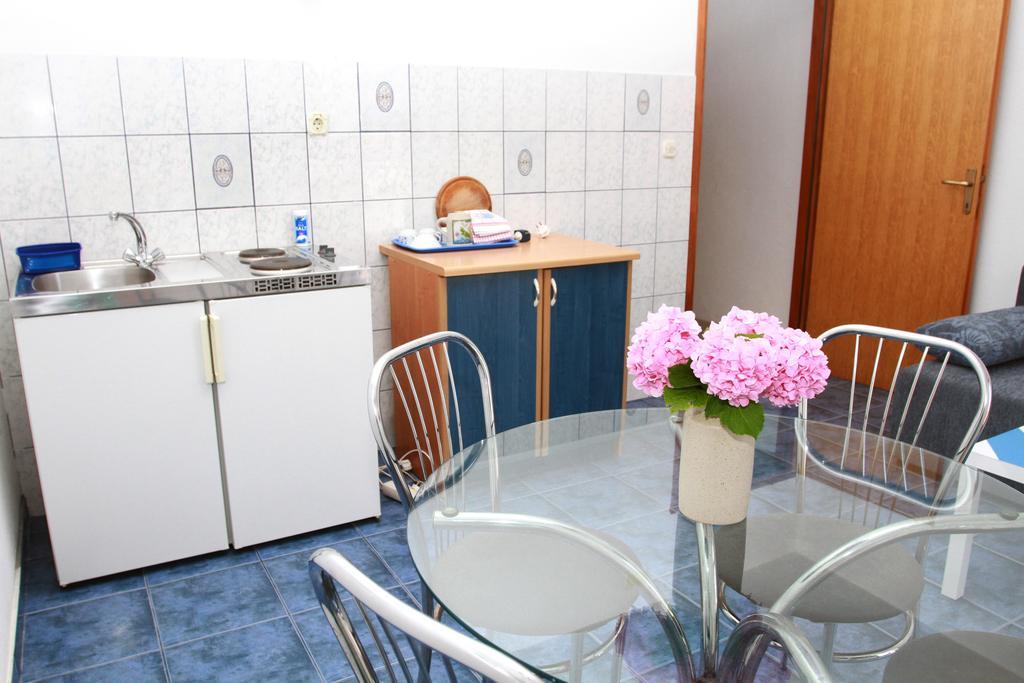Apartments Sanader オクルグ・ゴルニ 部屋 写真
